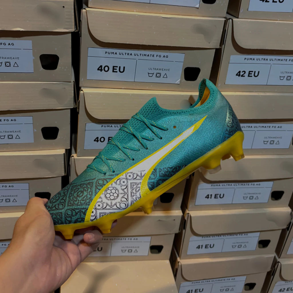 PUMA ULTRA-ULTIMATE FOOTBALL BOOTS FG