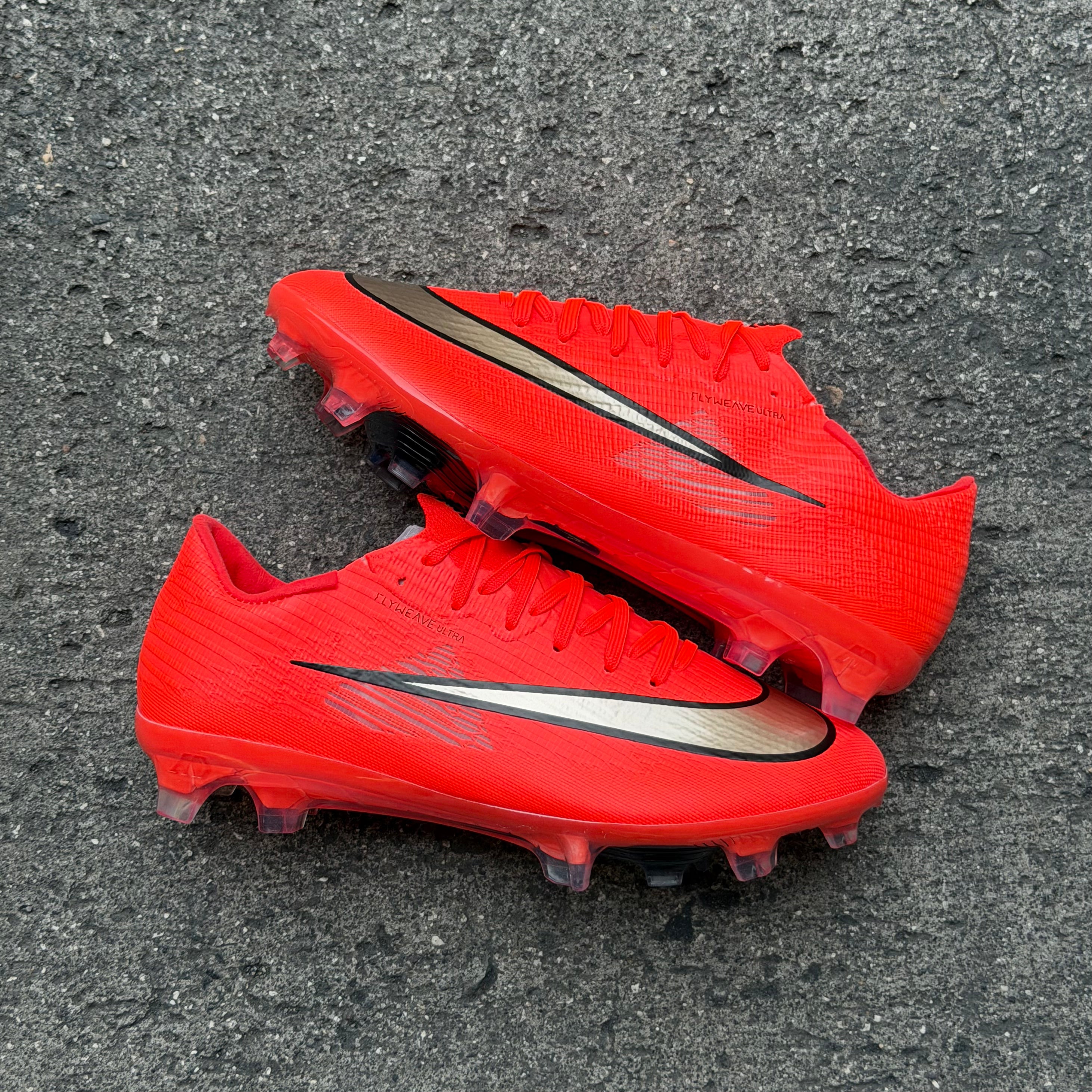 NIKE SUPERFLY 11 ELITE FG "BREAK 'EM RED"