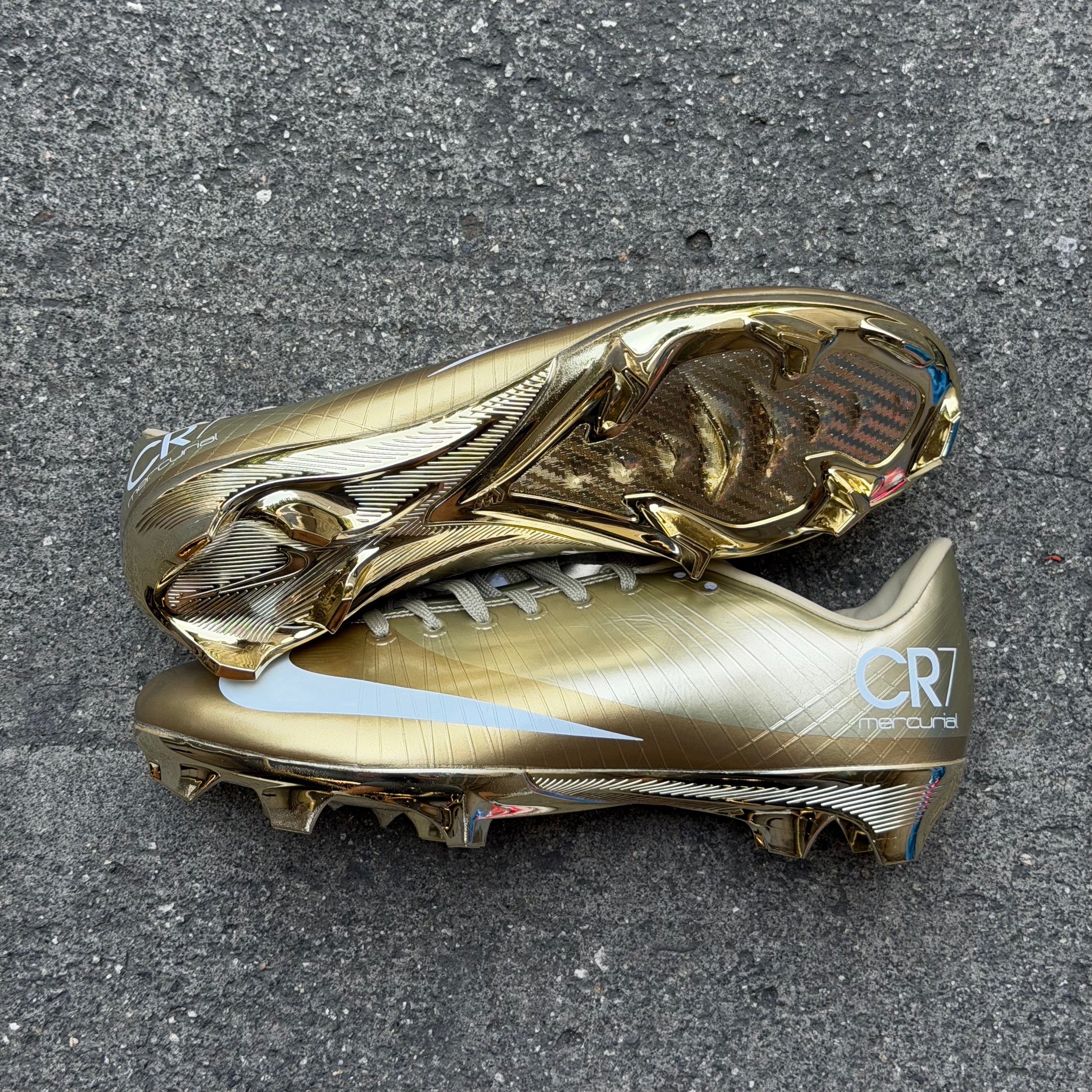 NIKE SUPERFLY 1 RGN ELITE FG CR7 "GOLDEN TOUCH"