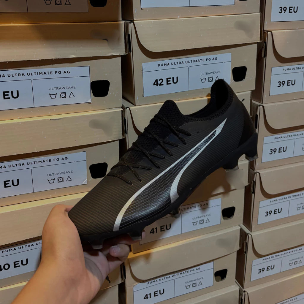 PUMA ULTRA-ULTIMATE FOOTBALL BOOTS FG